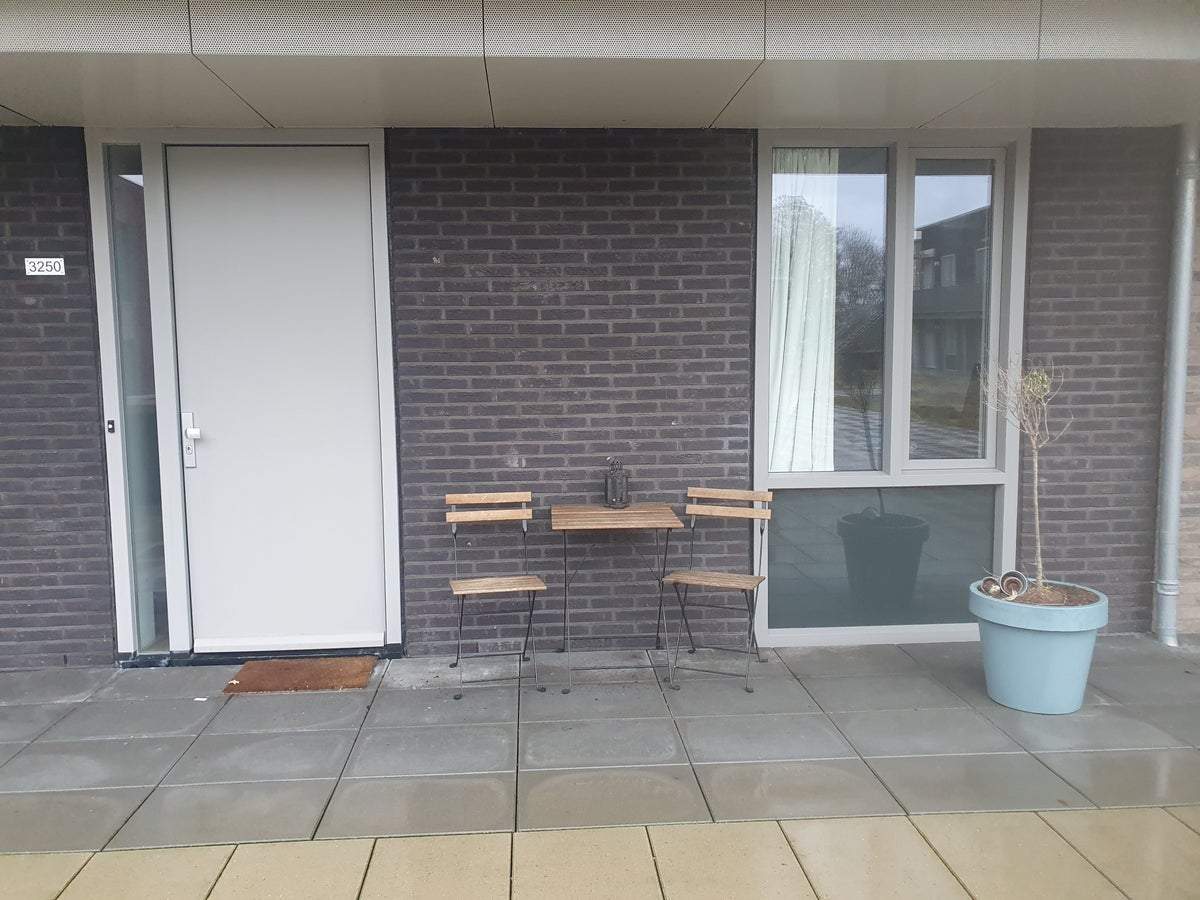 Bild 2 von 8