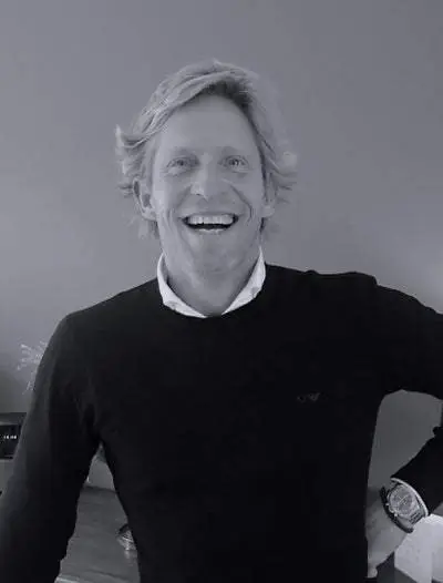 Robert J Bekenkamp